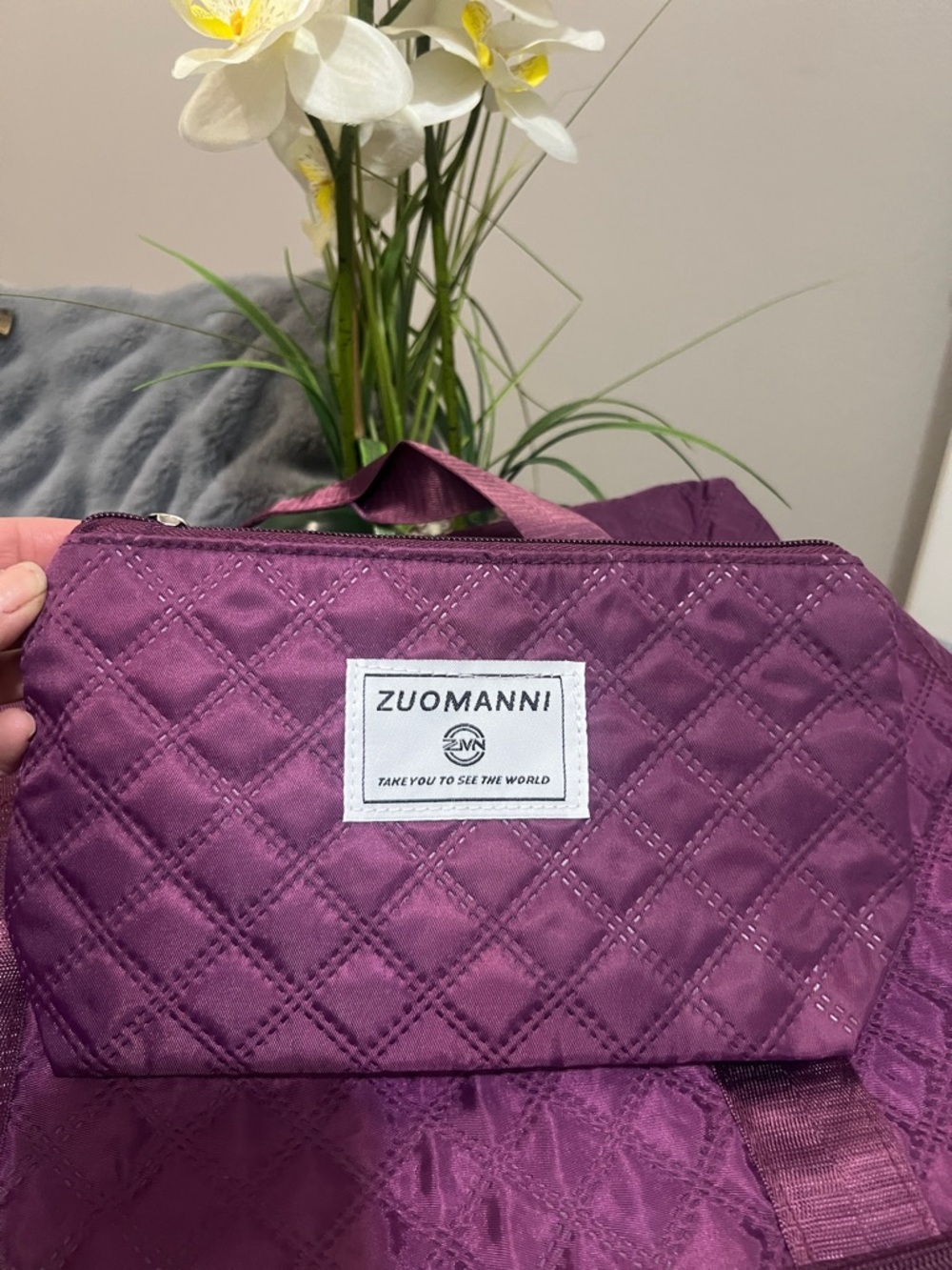 Zuomanni Quilted Purple Travel Duffle Bag with Pouch - Picture 3 of 3